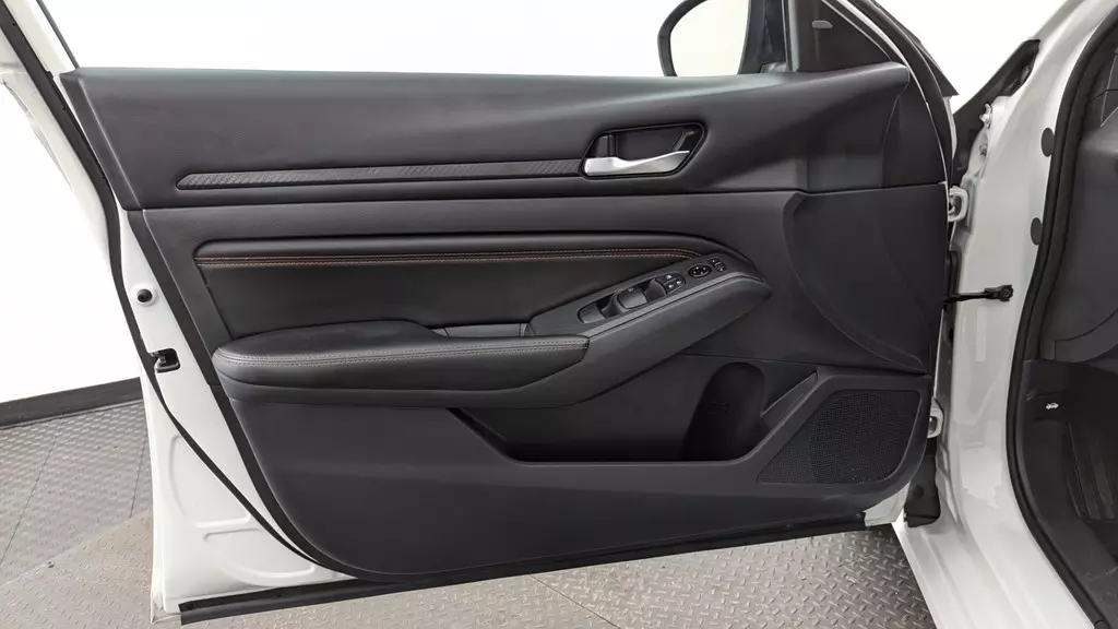 Florida Fine Cars - Used NISSAN ALTIMA 2022 MIAMI 2.5 SR