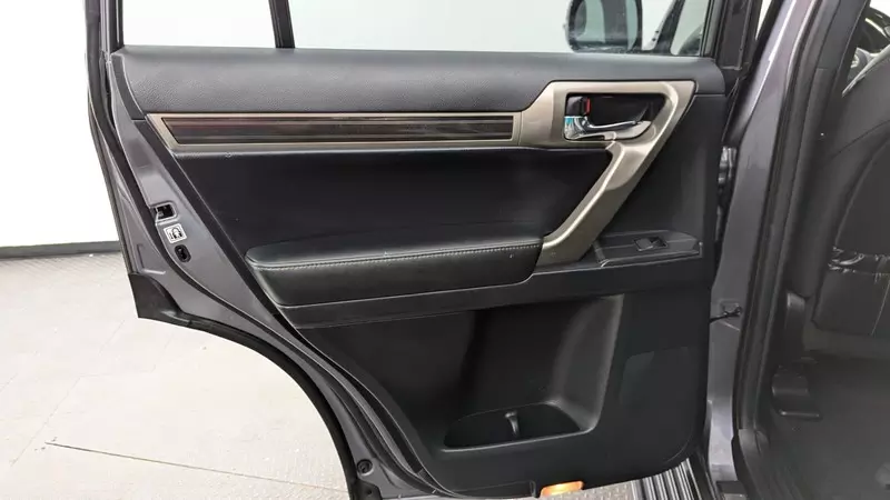 希少　完売　レクサス　LEXUS ブラック　3眼　キャディバッグ　カーボン　合皮 Used 2020 LEXUS GX GX 460 PREMIUM for sale in MIAMI | 146173