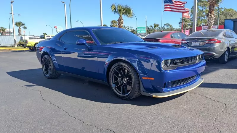 マッドドッグ240 ランカーパンカー DRT deps ブルーブルー Used 2020 DODGE CHALLENGER R/T SCAT PACK WIDEBODY for sale in