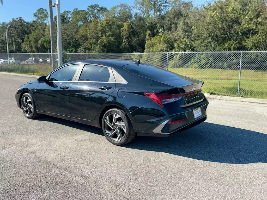 Florida Fine Cars - Used HYUNDAI ELANTRA 2024 ORLANDO SEL
