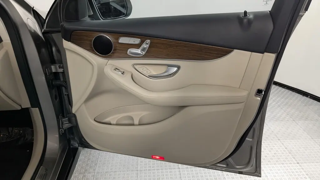 Florida Fine Cars - Used MERCEDES-BENZ GLC 2020 ORLANDO GLC 300