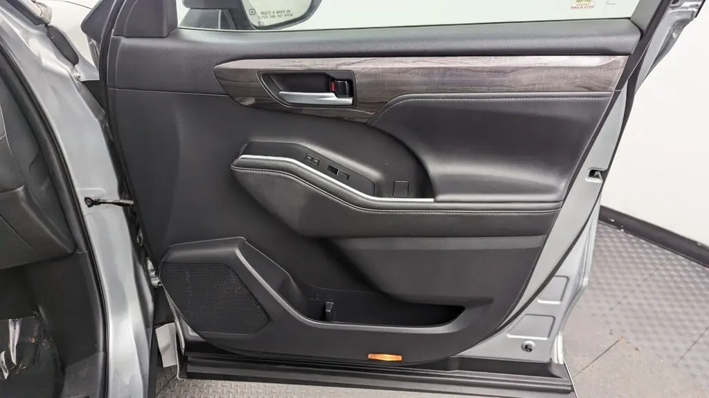 Florida Fine Cars - Used TOYOTA HIGHLANDER 2020 MIAMI PLATINUM