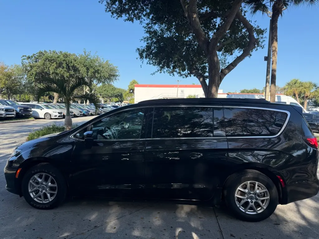Florida Fine Cars - Used CHRYSLER PACIFICA 2022 WEST PALM TOURING L