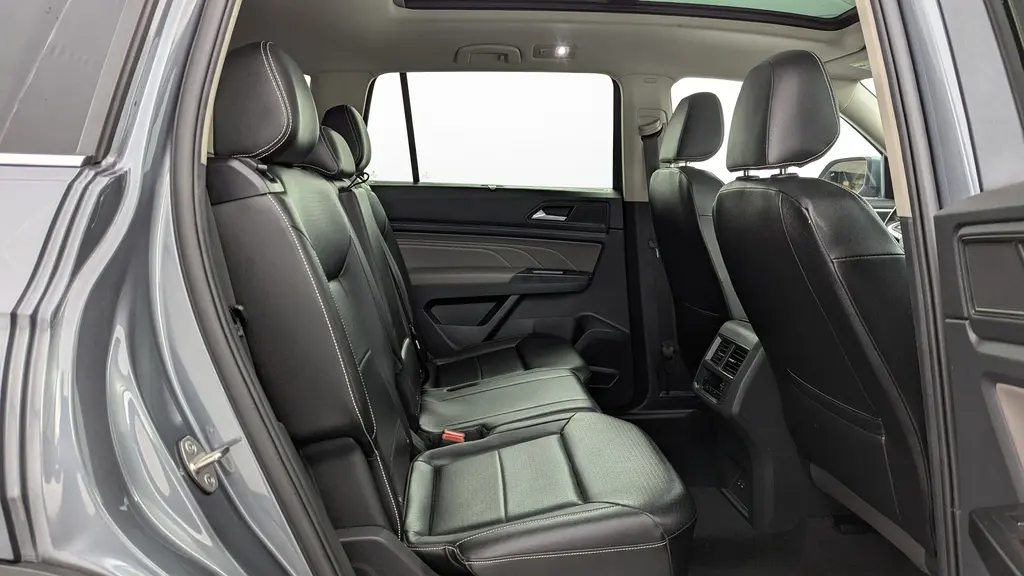 Florida Fine Cars - Used VOLKSWAGEN ATLAS 2021 WEST PALM 3.6L V6 SE W/TECHNOLOGY