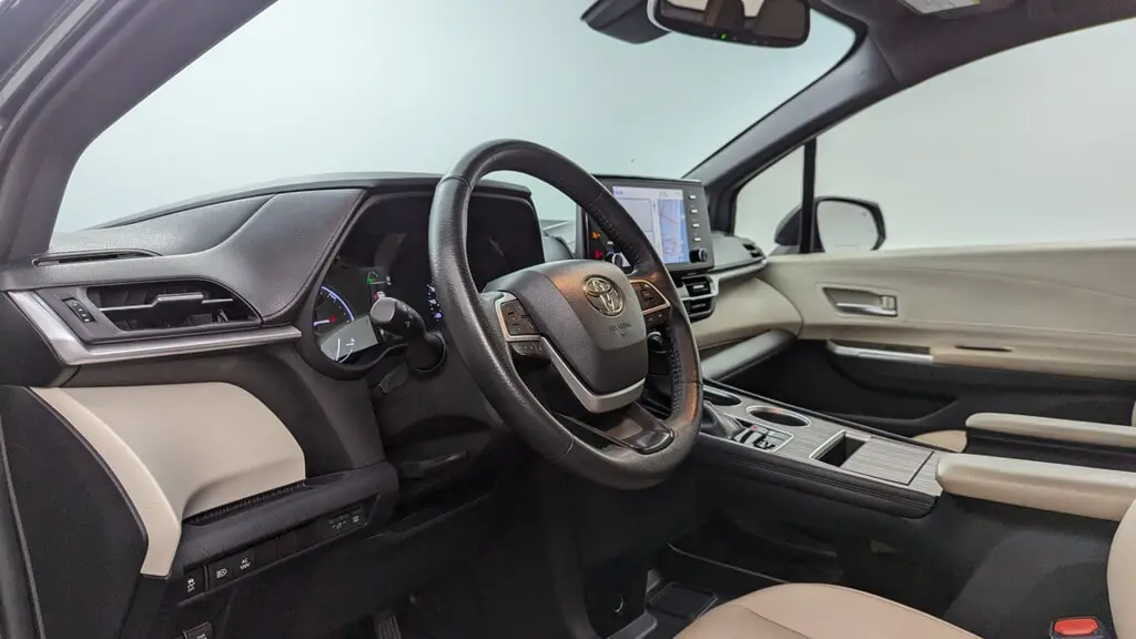 Florida Fine Cars - Used TOYOTA SIENNA 2022 MIAMI XLE