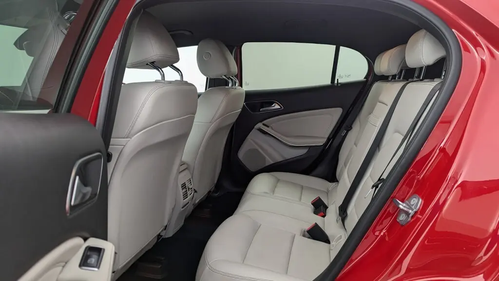 Florida Fine Cars - Used MERCEDES-BENZ GLA 2019 MIAMI GLA 250