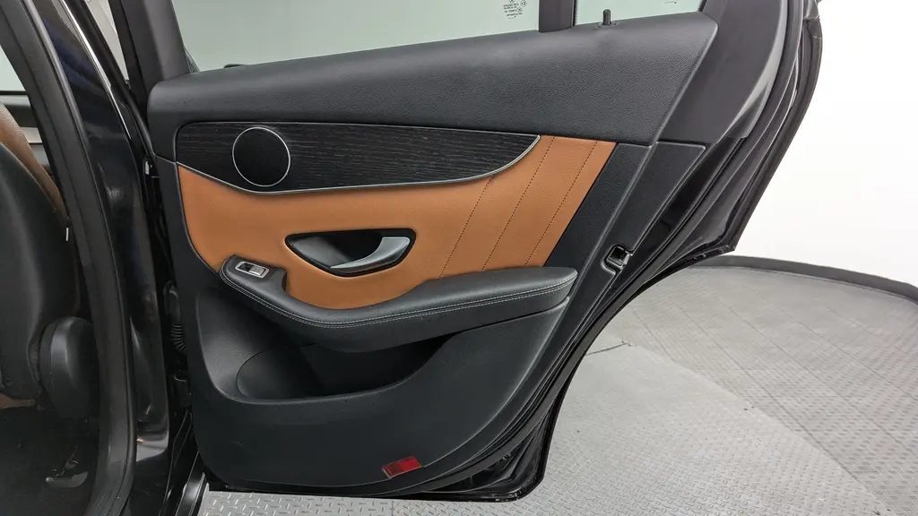 Florida Fine Cars - Used MERCEDES-BENZ GLC 2021 WEST PALM GLC 300