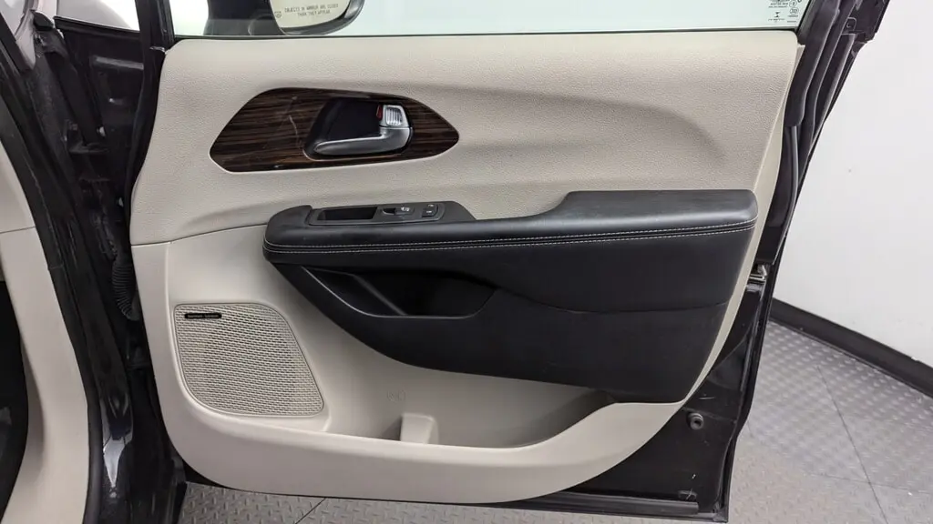 Florida Fine Cars - Used CHRYSLER PACIFICA 2022 MARGATE LIMITED