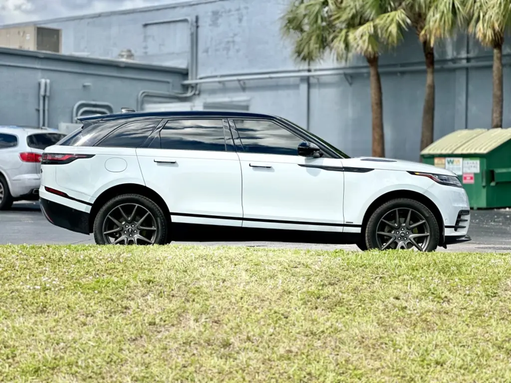 Florida Fine Cars - Used LAND ROVER RANGE ROVER VELAR 2021 MARGATE R-DYNAMIC S