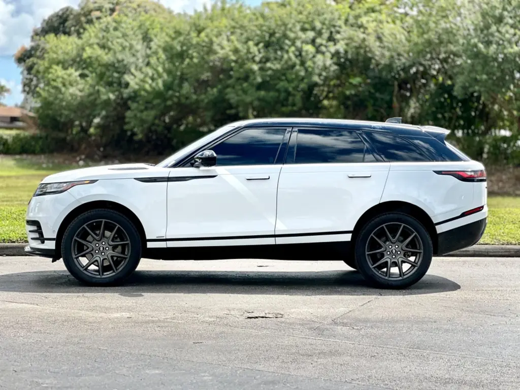 Florida Fine Cars - Used LAND ROVER RANGE ROVER VELAR 2021 MARGATE R-DYNAMIC S