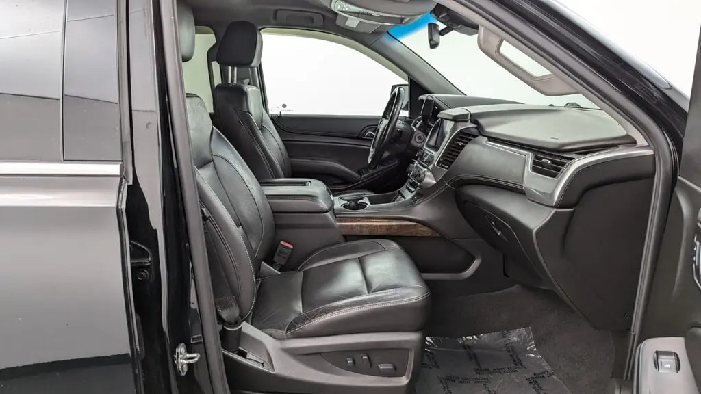 Florida Fine Cars - Used CHEVROLET SUBURBAN 2019 MARGATE LT