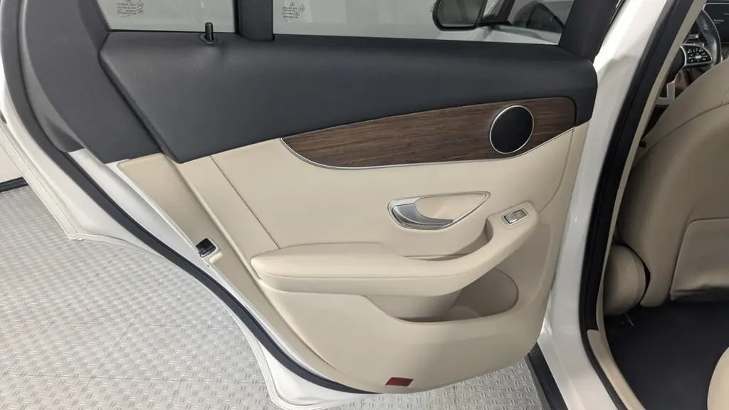 Florida Fine Cars - Used MERCEDES-BENZ GLC 2022 ORLANDO GLC 300