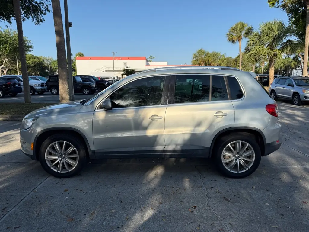 Florida Fine Cars - Used VOLKSWAGEN TIGUAN 2010 WEST PALM WOLFSBURG