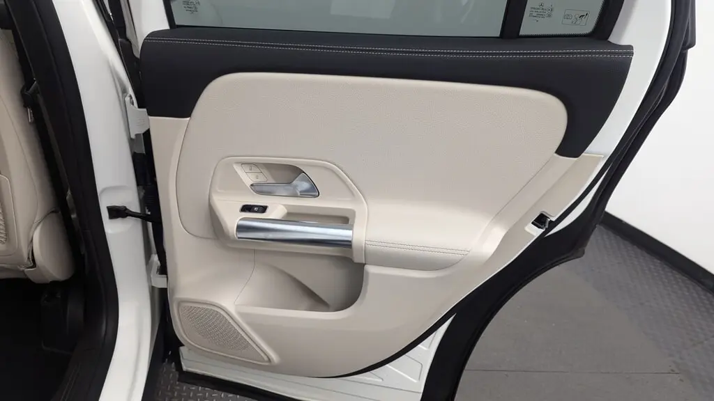 Florida Fine Cars - Used MERCEDES-BENZ GLA 2021 MIAMI GLA 250