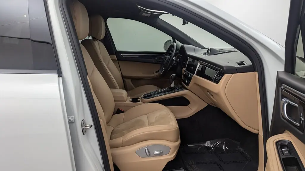 Florida Fine Cars - Used PORSCHE MACAN 2019 MIAMI 