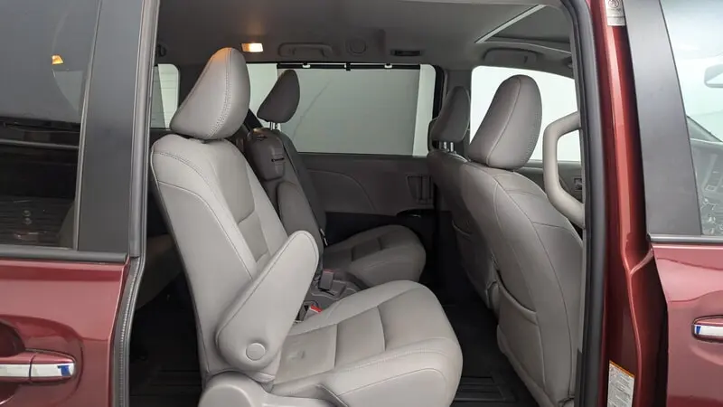 What is Sienna Auto Access Seat: Ultimate Mobility Solution Explained