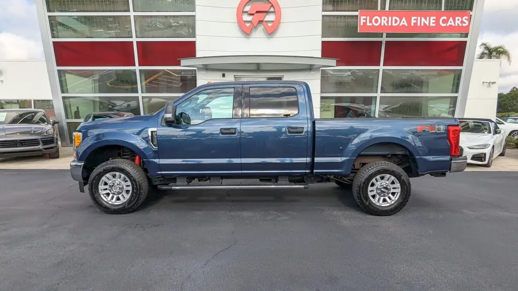 Florida Fine Cars - Used FORD SUPER DUTY F-350 SRW 2017 ORLANDO XLT