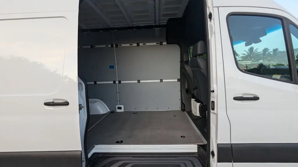 Florida Fine Cars - Used MERCEDES-BENZ SPRINTER 2022 MIAMI 2500