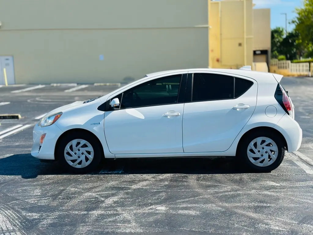 Florida Fine Cars - Used TOYOTA PRIUS C 2016 MIAMI ONE