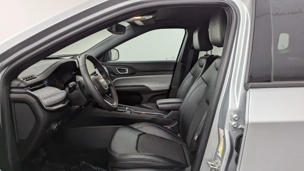 Florida Fine Cars - Used JEEP COMPASS 2024 MIAMI LATITUDE