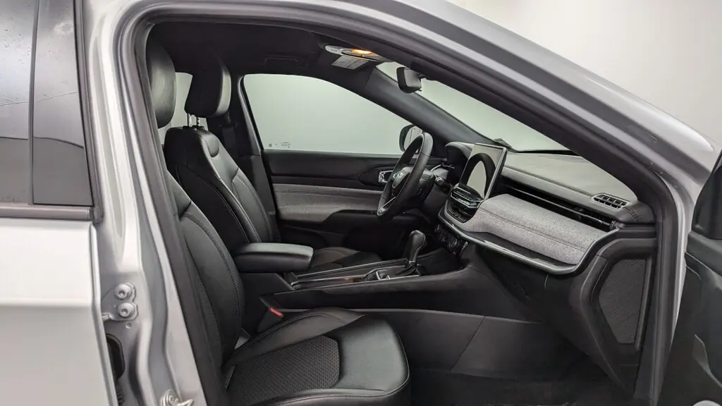 Florida Fine Cars - Used JEEP COMPASS 2024 MIAMI LATITUDE