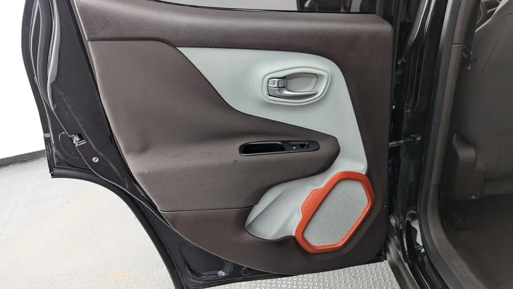 Florida Fine Cars - Used JEEP RENEGADE 2015 MIAMI LATITUDE