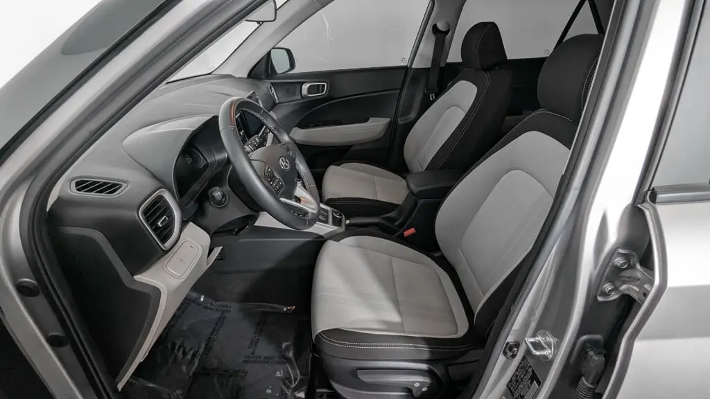 Florida Fine Cars - Used HYUNDAI VENUE 2024 ORLANDO SEL
