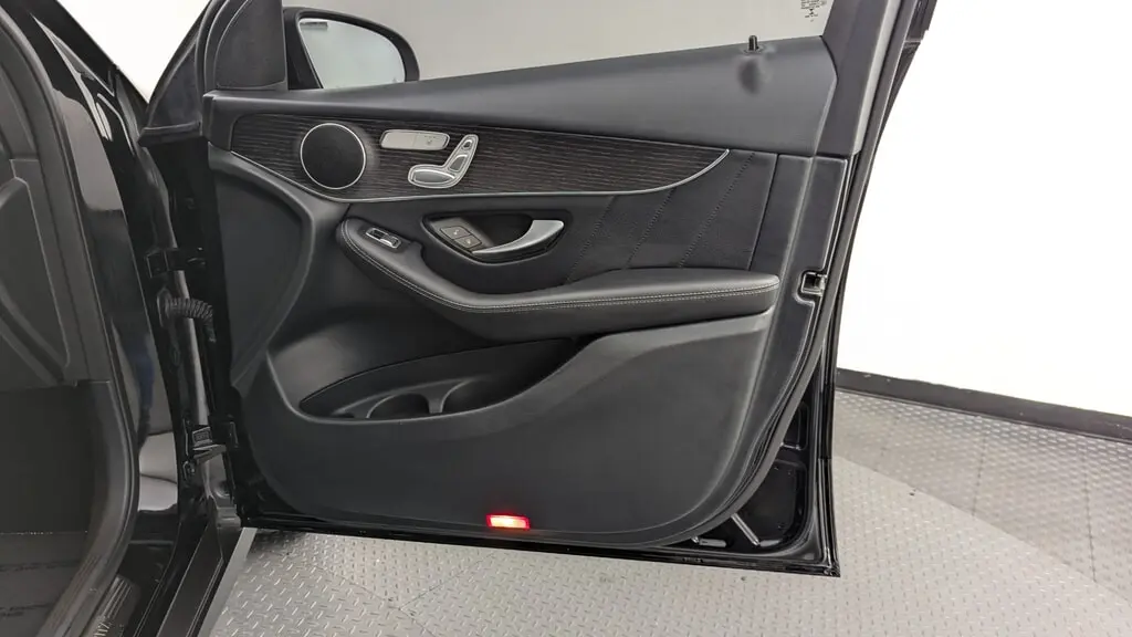Florida Fine Cars - Used MERCEDES-BENZ GLC 2021 WEST PALM GLC 300