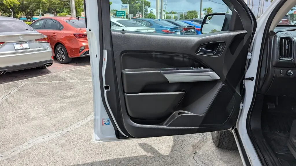 Florida Fine Cars - Used CHEVROLET COLORADO 2021 WEST PALM 2WD LT