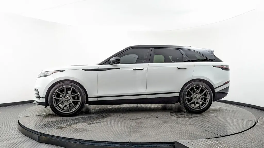 Florida Fine Cars - Used LAND ROVER RANGE ROVER VELAR 2021 MARGATE R-DYNAMIC S
