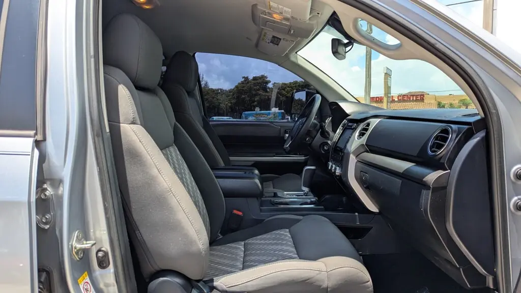 Florida Fine Cars - Used TOYOTA TUNDRA 2WD 2019 WEST PALM SR5