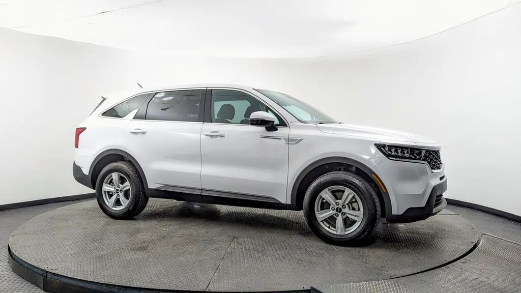 Florida Fine Cars - Used KIA SORENTO 2023 MARGATE LX