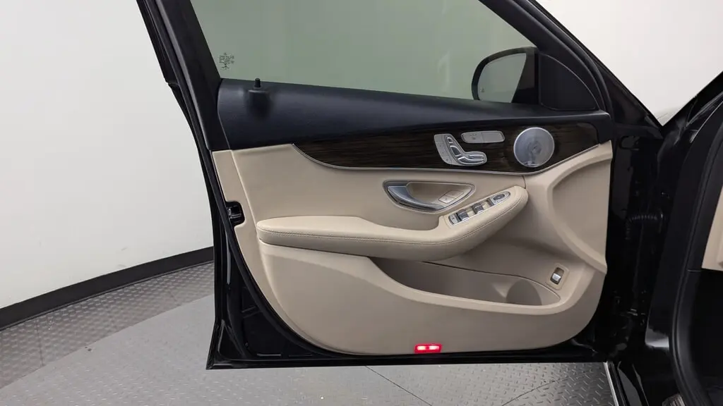 Florida Fine Cars - Used MERCEDES-BENZ C-CLASS 2021 WEST PALM C 300