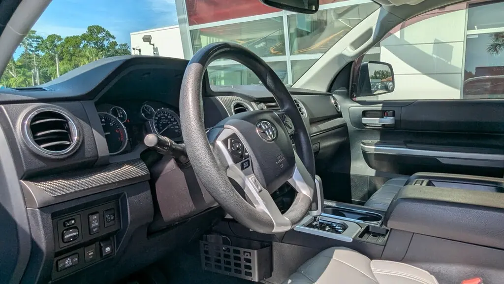 Florida Fine Cars - Used TOYOTA TUNDRA 4WD 2017 ORLANDO SR5