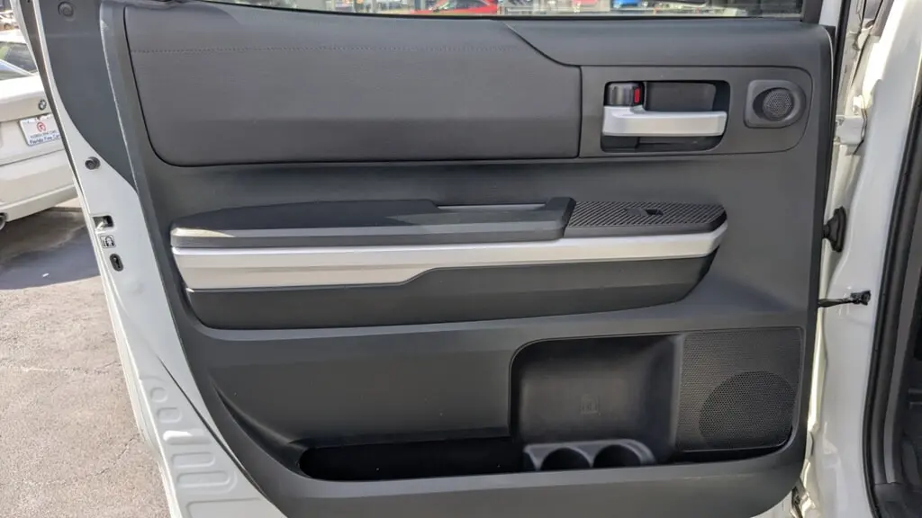 Florida Fine Cars - Used TOYOTA TUNDRA 4WD 2017 ORLANDO SR5