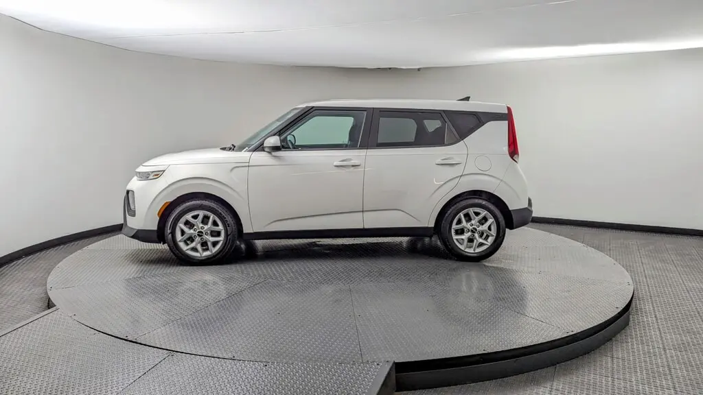 Florida Fine Cars - Used KIA SOUL 2022 WEST PALM LX