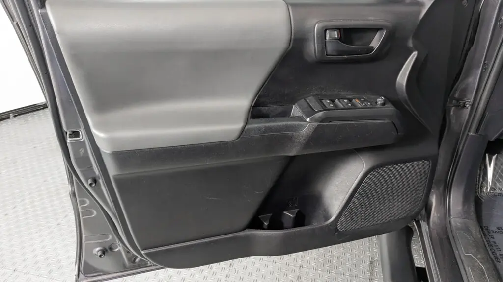 Florida Fine Cars - Used TOYOTA TACOMA 4WD 2021 ORLANDO SR