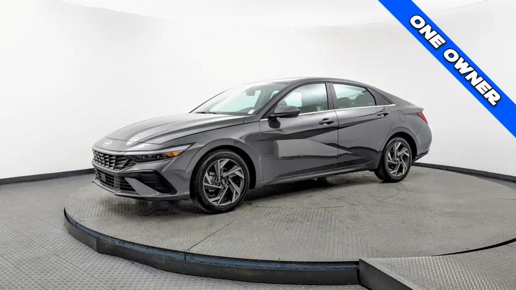 Florida Fine Cars - Used HYUNDAI ELANTRA 2025 WEST PALM SEL CONVENIENCE