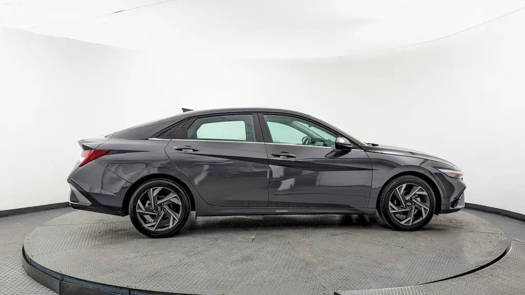 Florida Fine Cars - Used HYUNDAI ELANTRA 2025 WEST PALM SEL CONVENIENCE