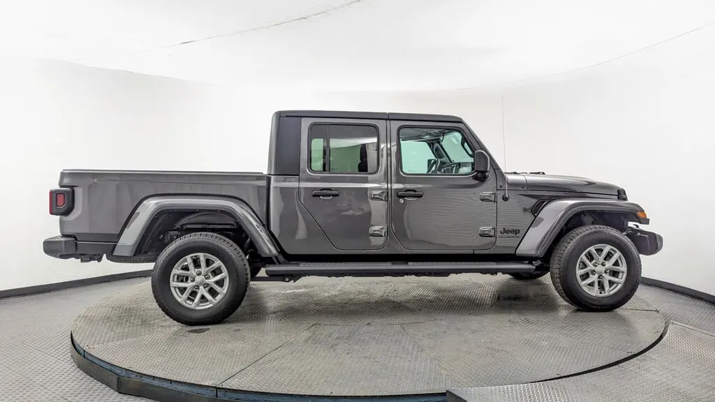 Florida Fine Cars - Used JEEP GLADIATOR 2023 MIAMI SPORT S