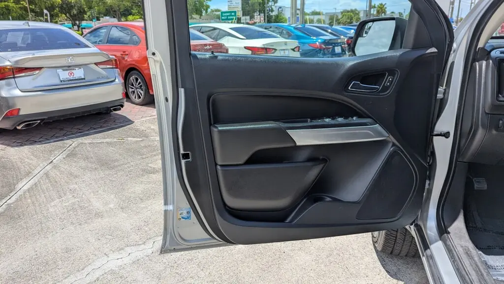 Florida Fine Cars - Used CHEVROLET COLORADO 2019 WEST PALM 4WD LT
