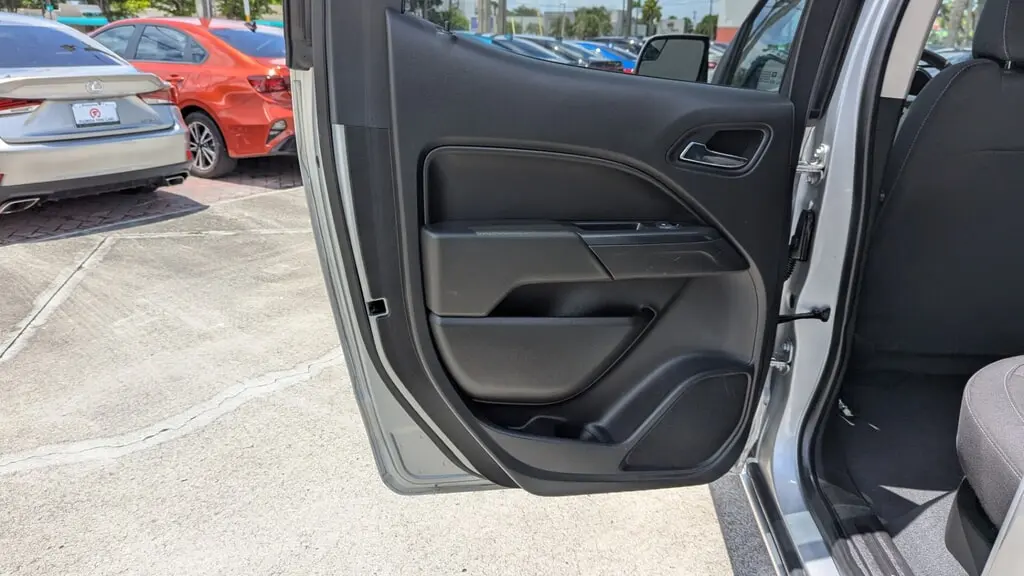 Florida Fine Cars - Used CHEVROLET COLORADO 2019 WEST PALM 4WD LT