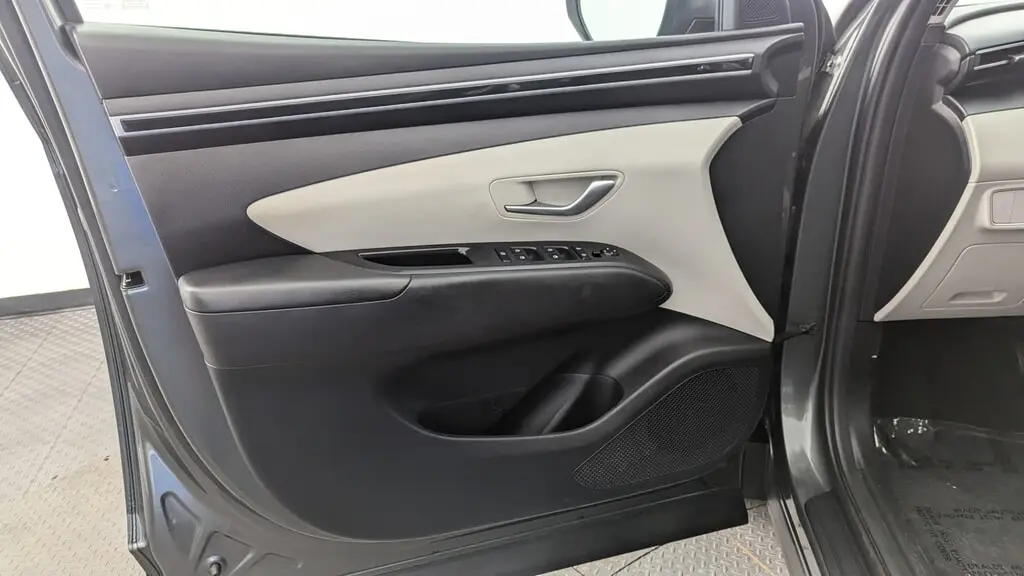 Florida Fine Cars - Used HYUNDAI TUCSON 2023 MIAMI SE