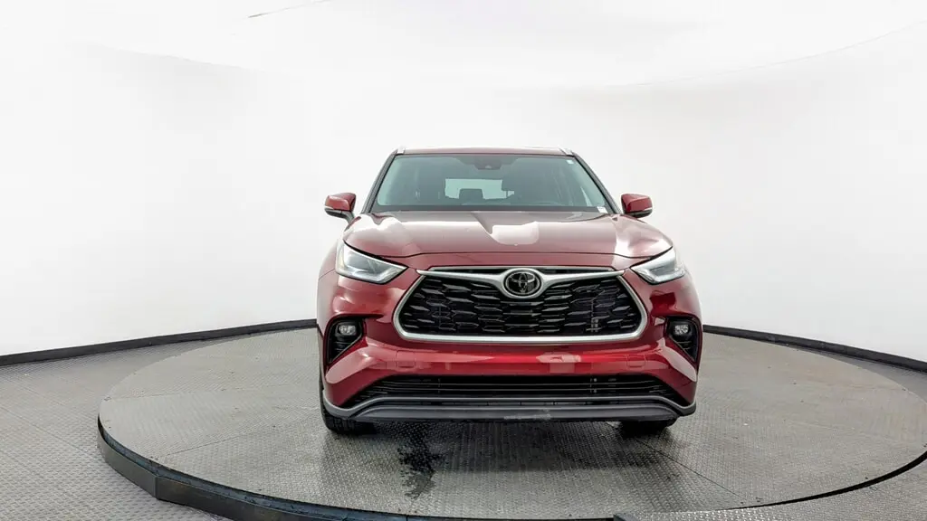Florida Fine Cars - Used TOYOTA HIGHLANDER 2021 MARGATE XLE