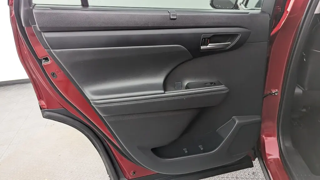 Florida Fine Cars - Used TOYOTA HIGHLANDER 2021 MARGATE XLE