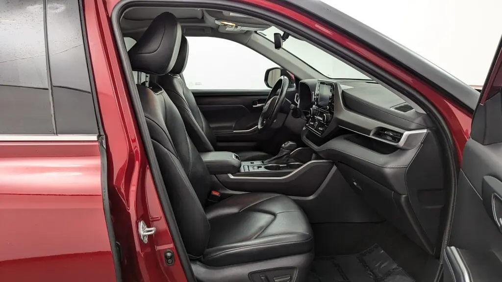 Florida Fine Cars - Used TOYOTA HIGHLANDER 2021 MARGATE XLE