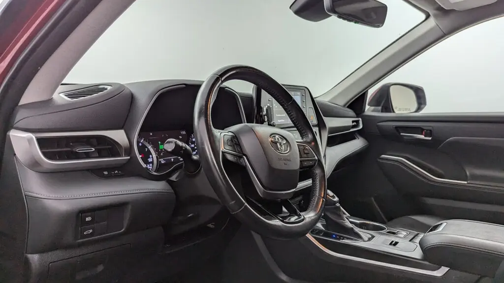 Florida Fine Cars - Used TOYOTA HIGHLANDER 2021 MARGATE XLE