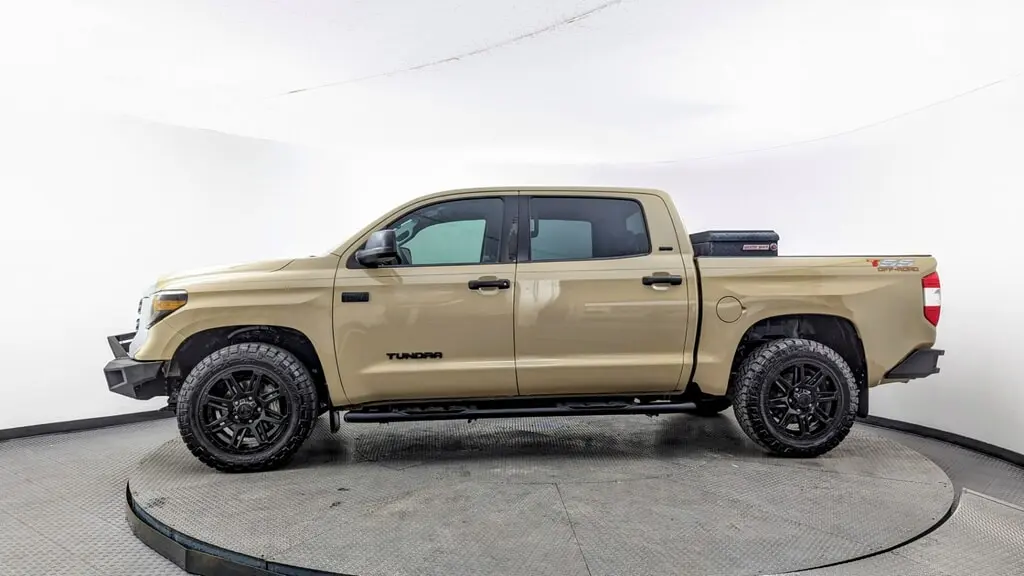 Florida Fine Cars - Used TOYOTA TUNDRA 4WD 2020 MARGATE SR5