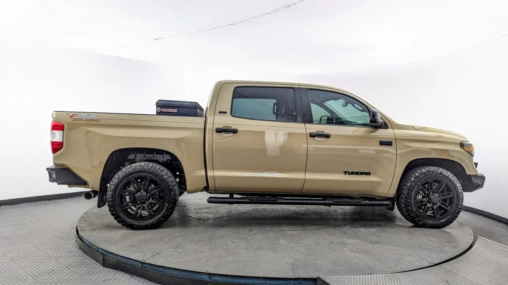 Florida Fine Cars - Used TOYOTA TUNDRA 4WD 2020 MARGATE SR5