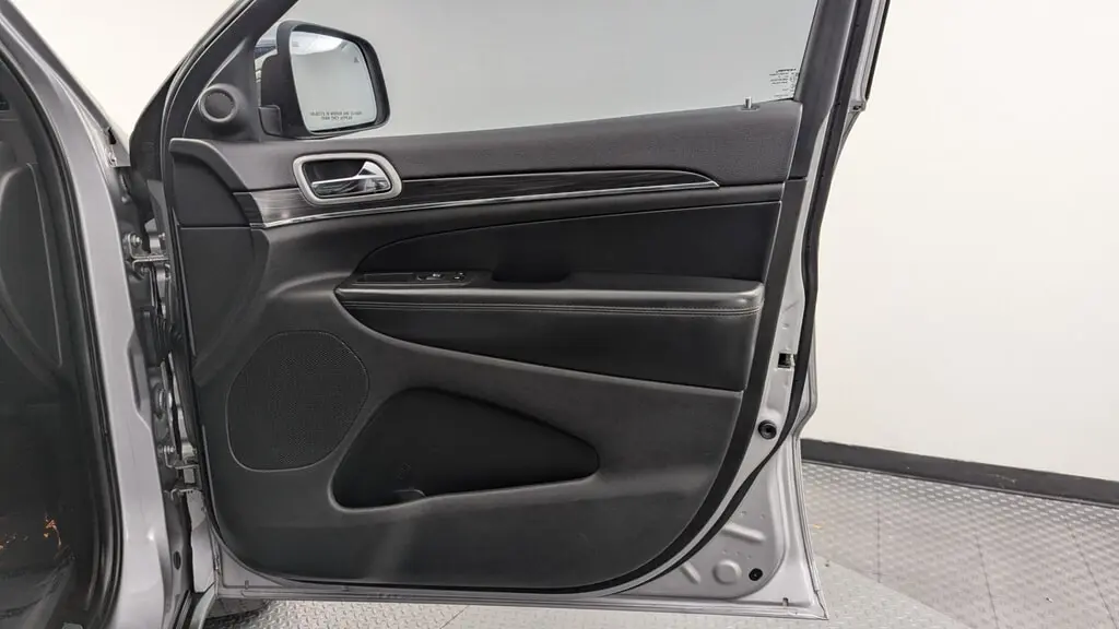 Florida Fine Cars - Used JEEP GRAND CHEROKEE 2019 WEST PALM LIMITED